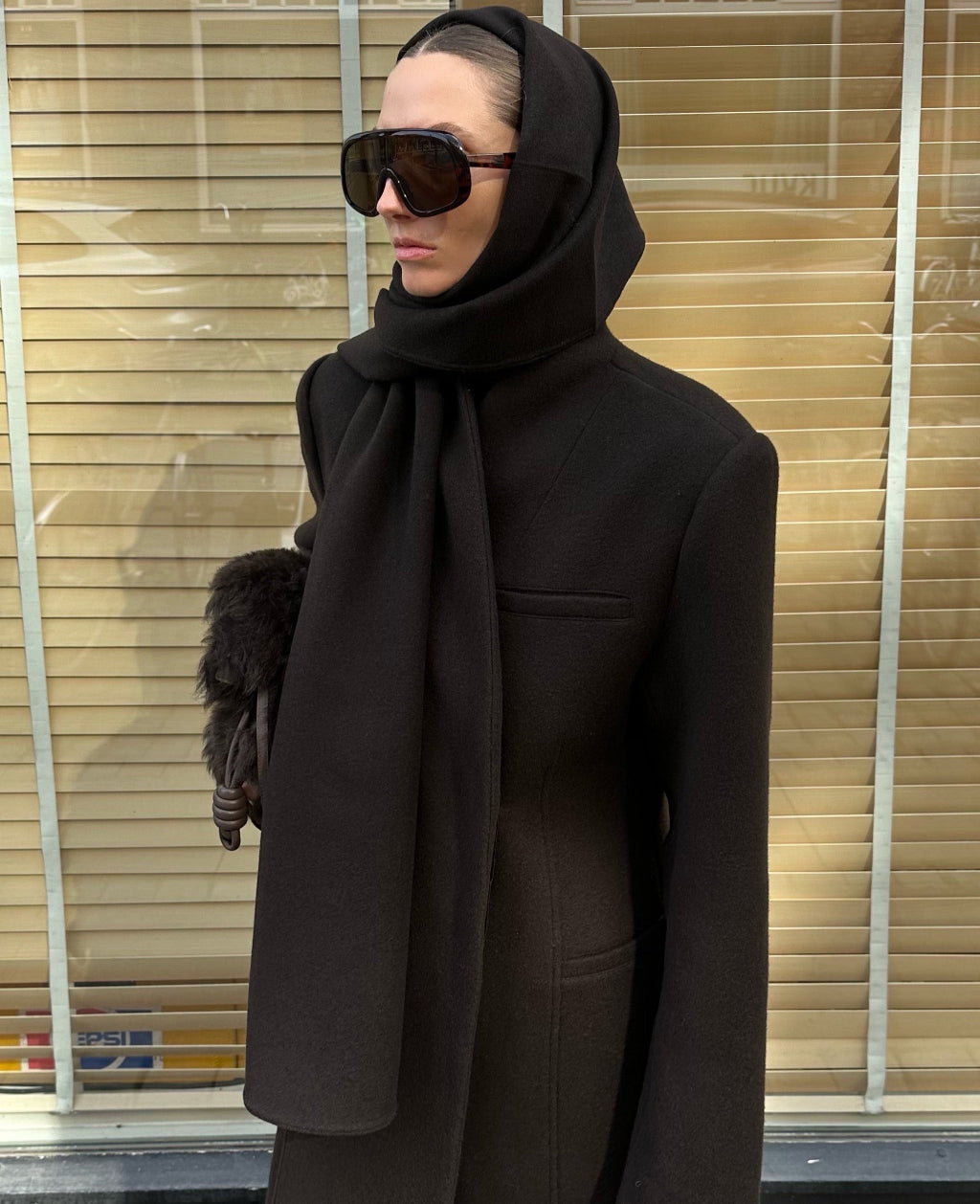LOMA SCARF | dark brown