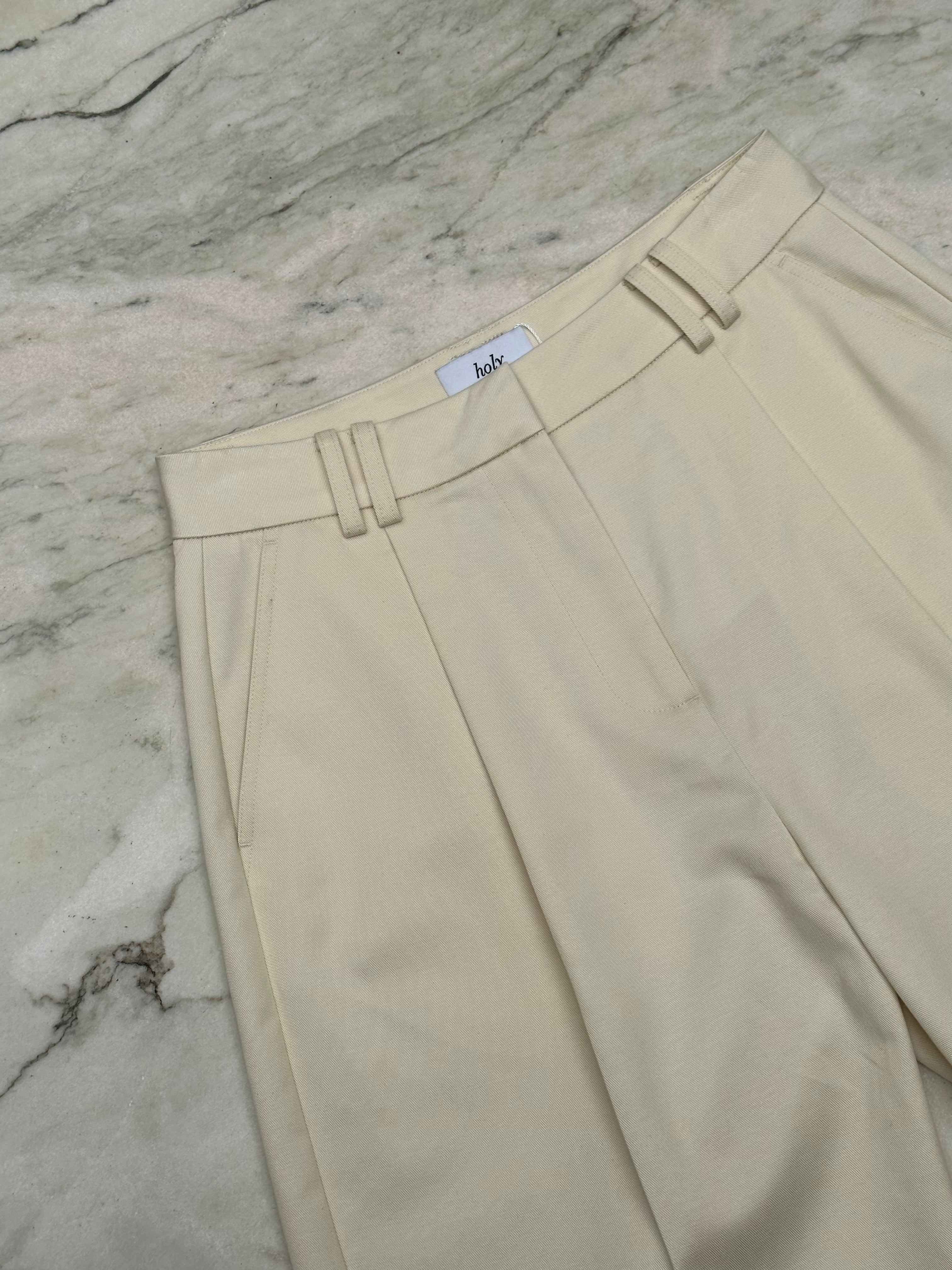 ROWE SHORTS | butter