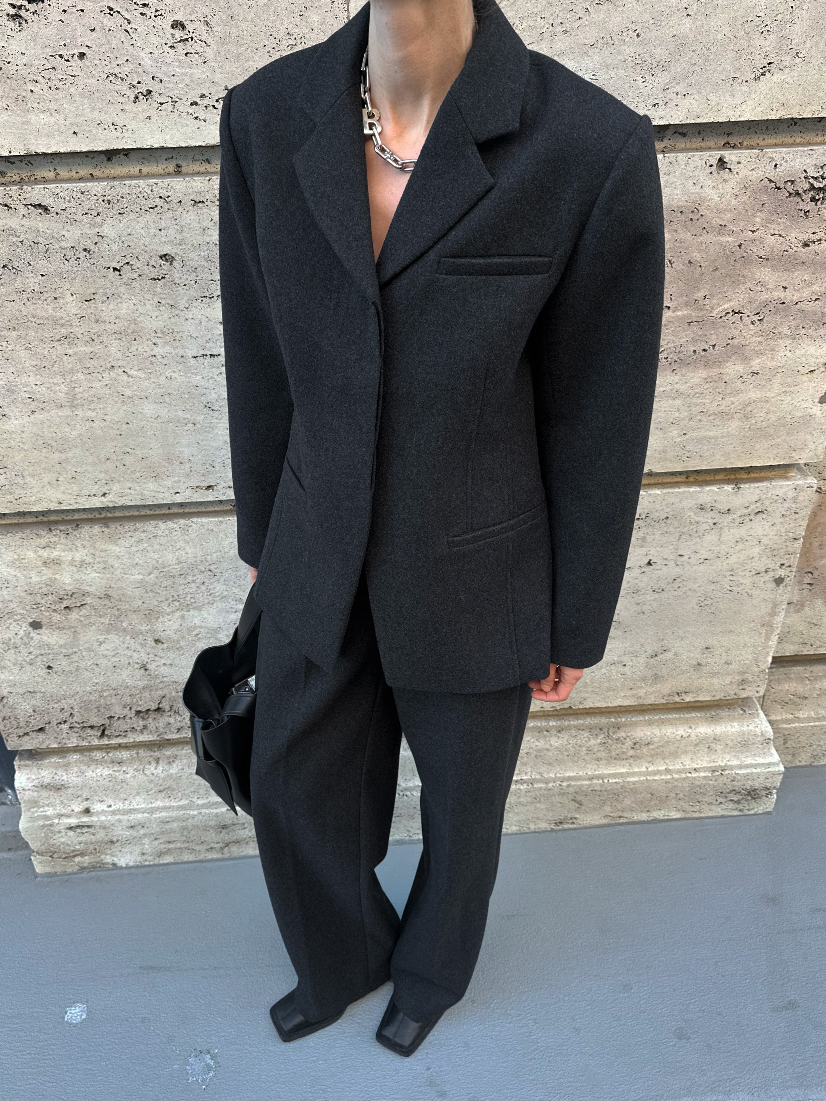 SUIT | dark grey