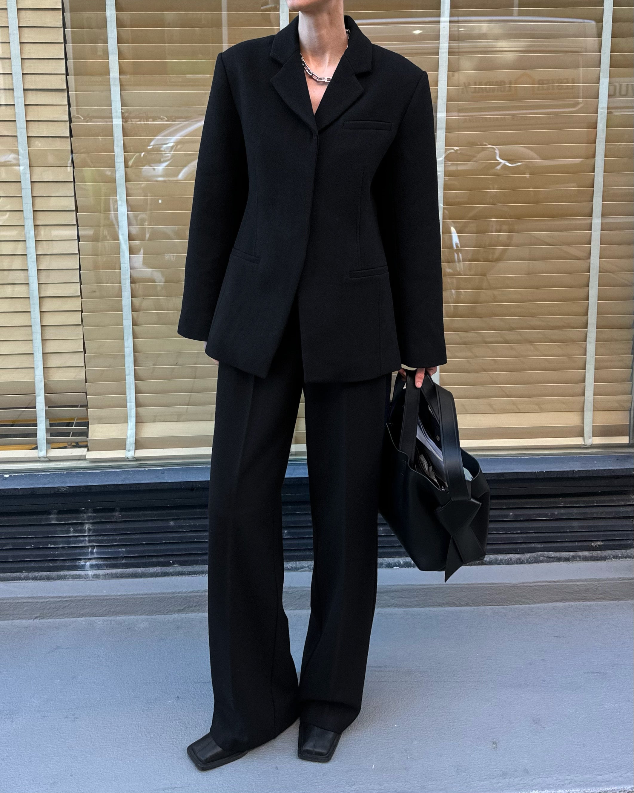 SUIT | black