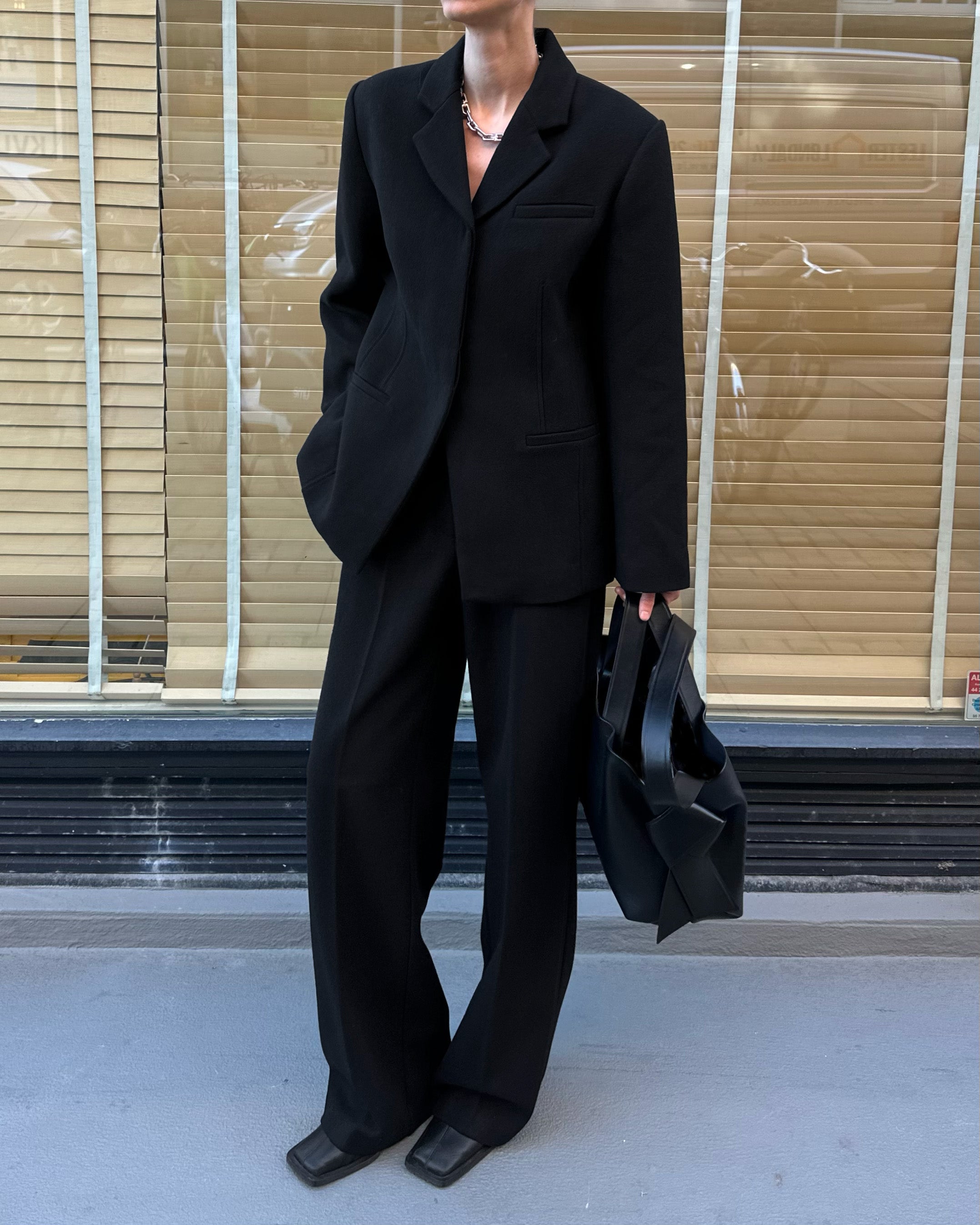 SUIT | black