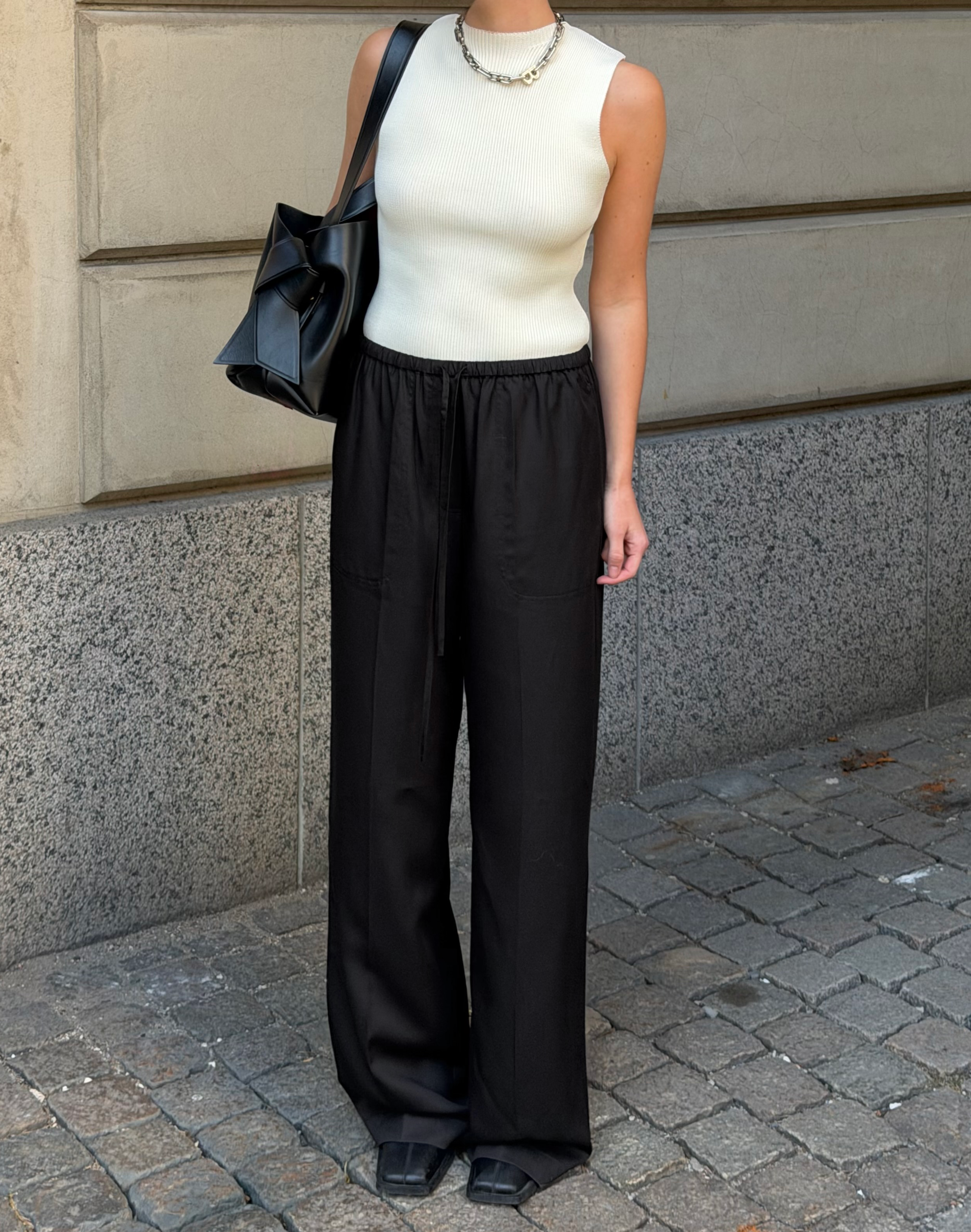 DEIA DRAWSTRING PANTS | black