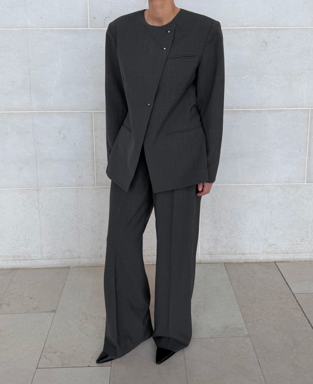 SUIT | PEWTER