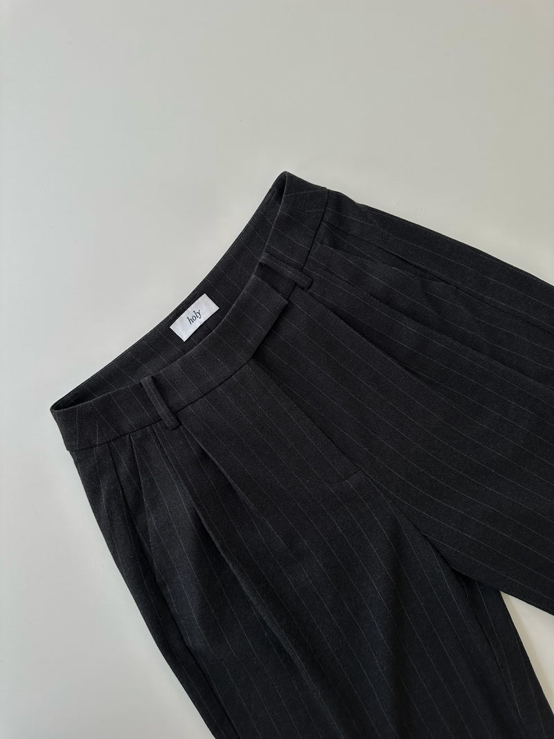 MAEVE PANTS | pin striped dark grey