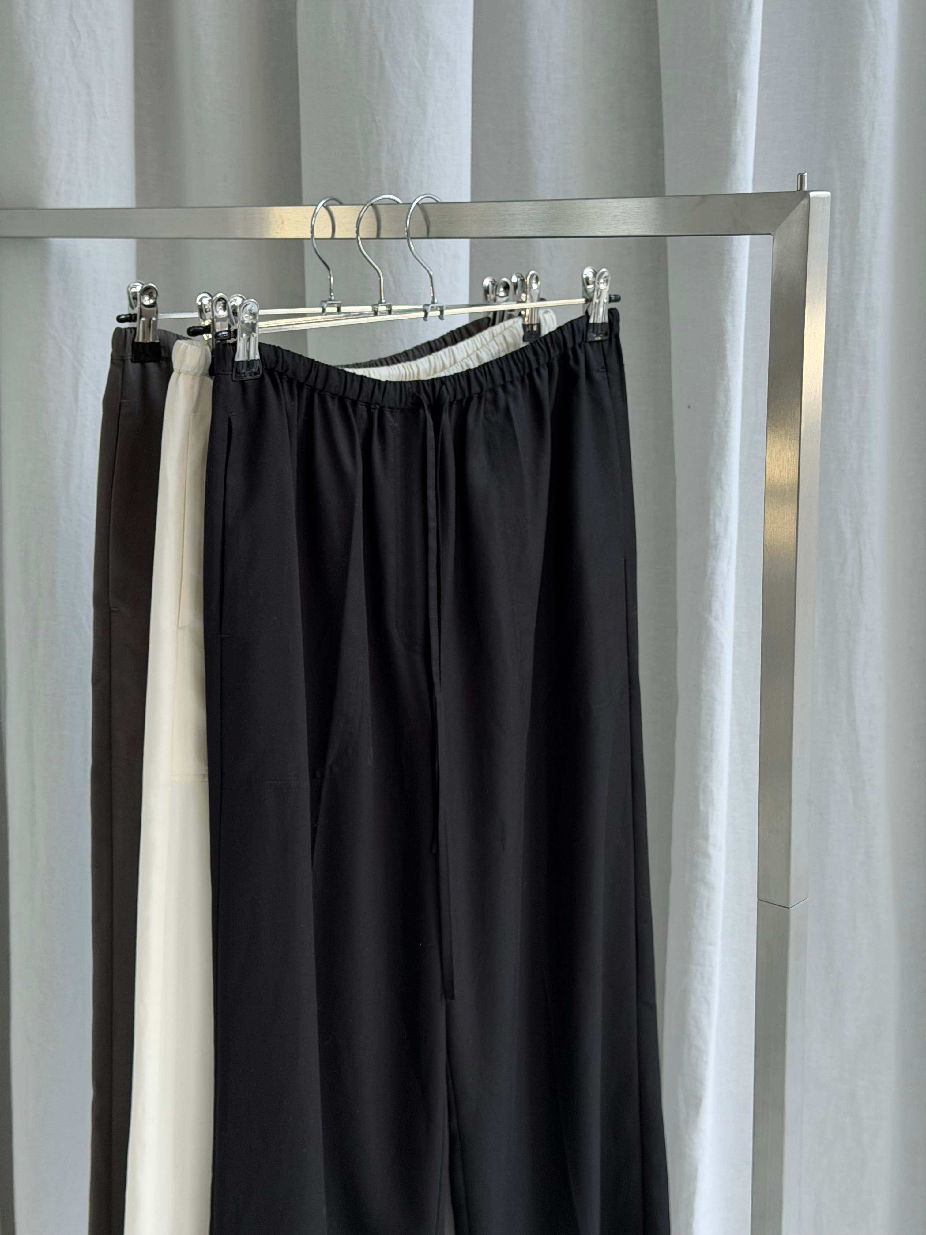 DEIA DRAWSTRING PANTS | milk
