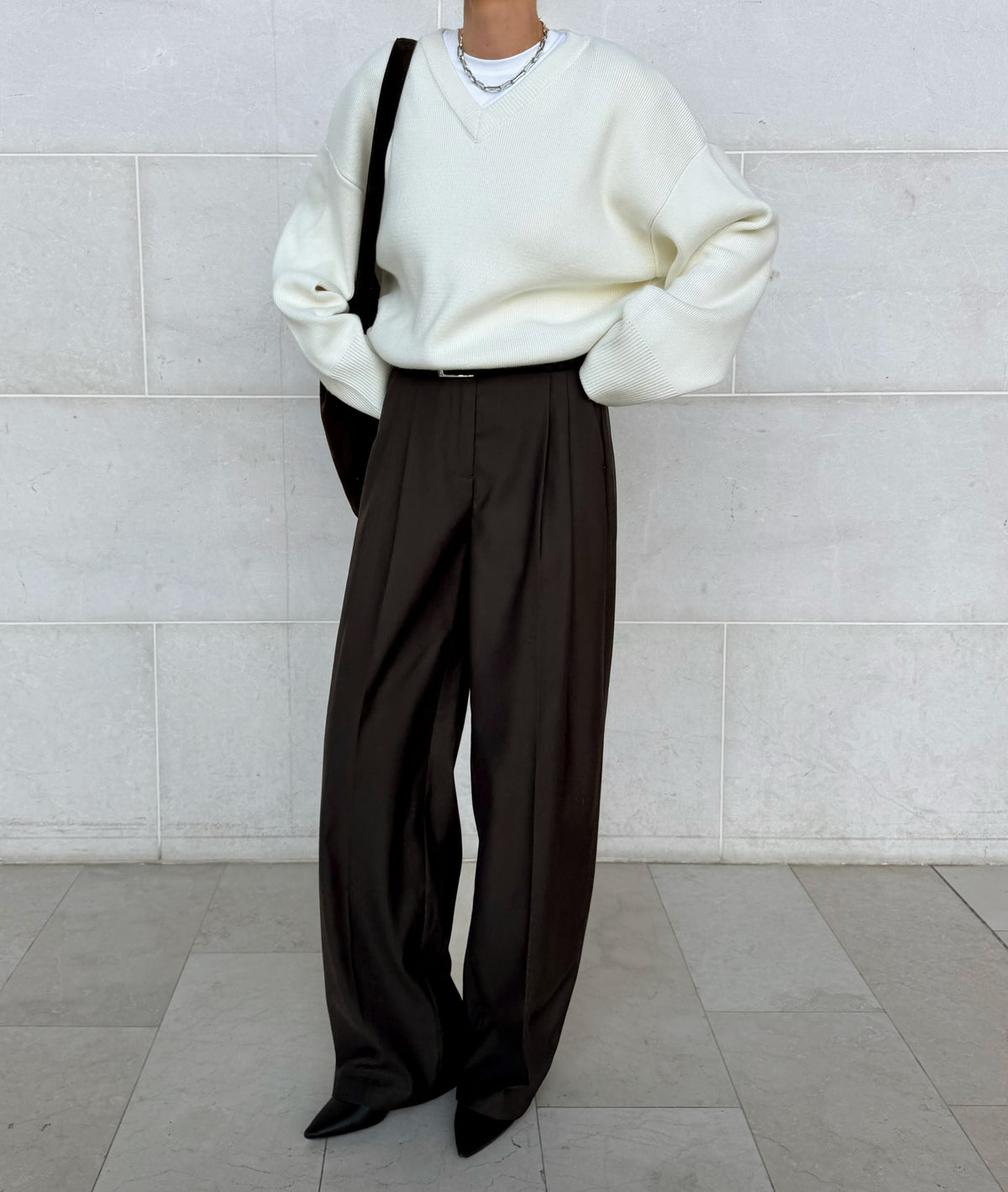 SADE V-NECK SWEATER | porcelain