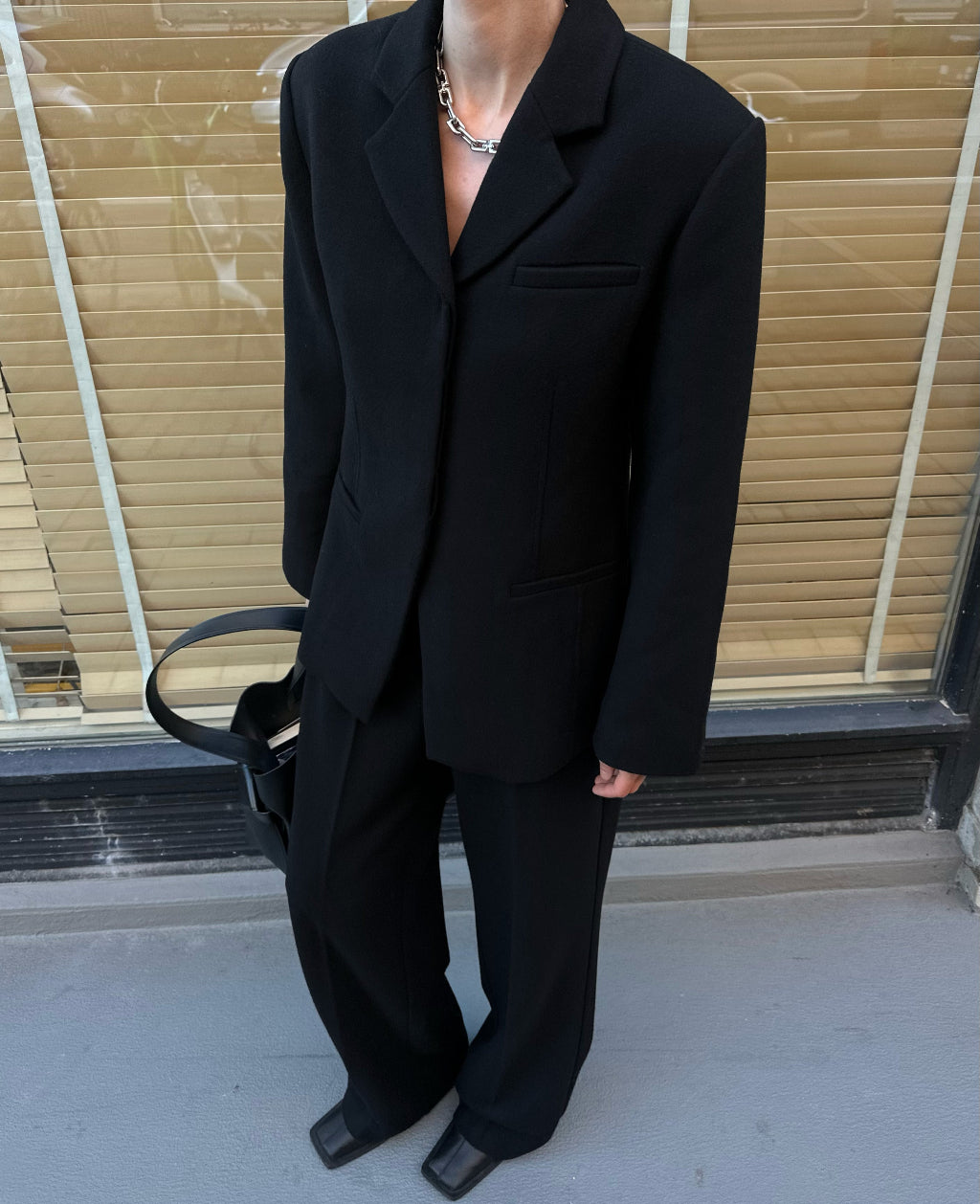 SUIT | black