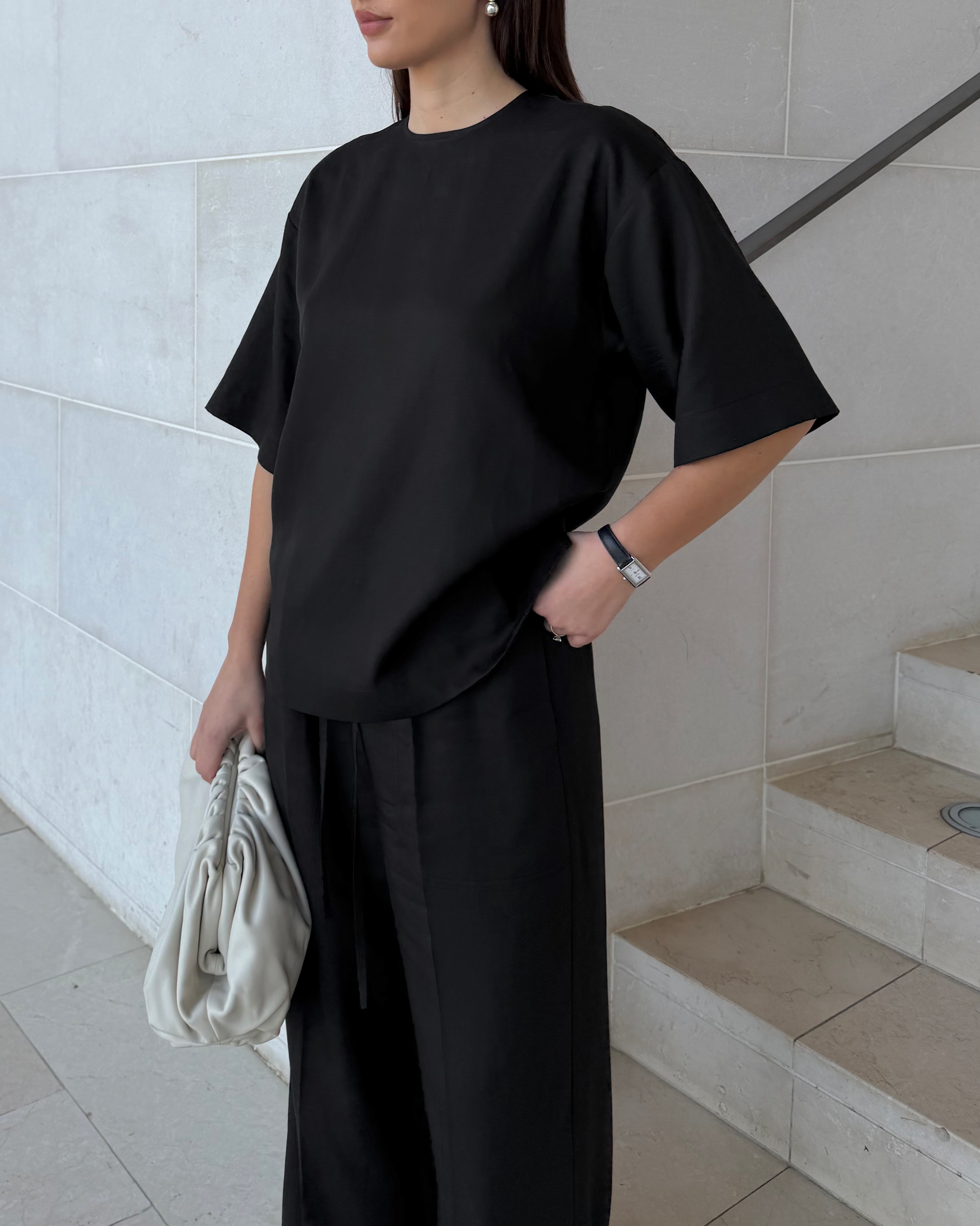DEIA TEE | black