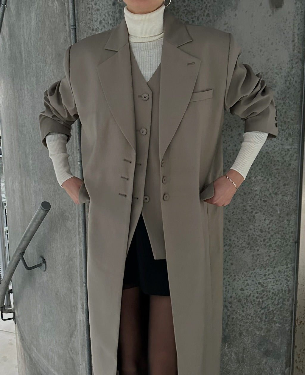 BOWIE COAT | olive