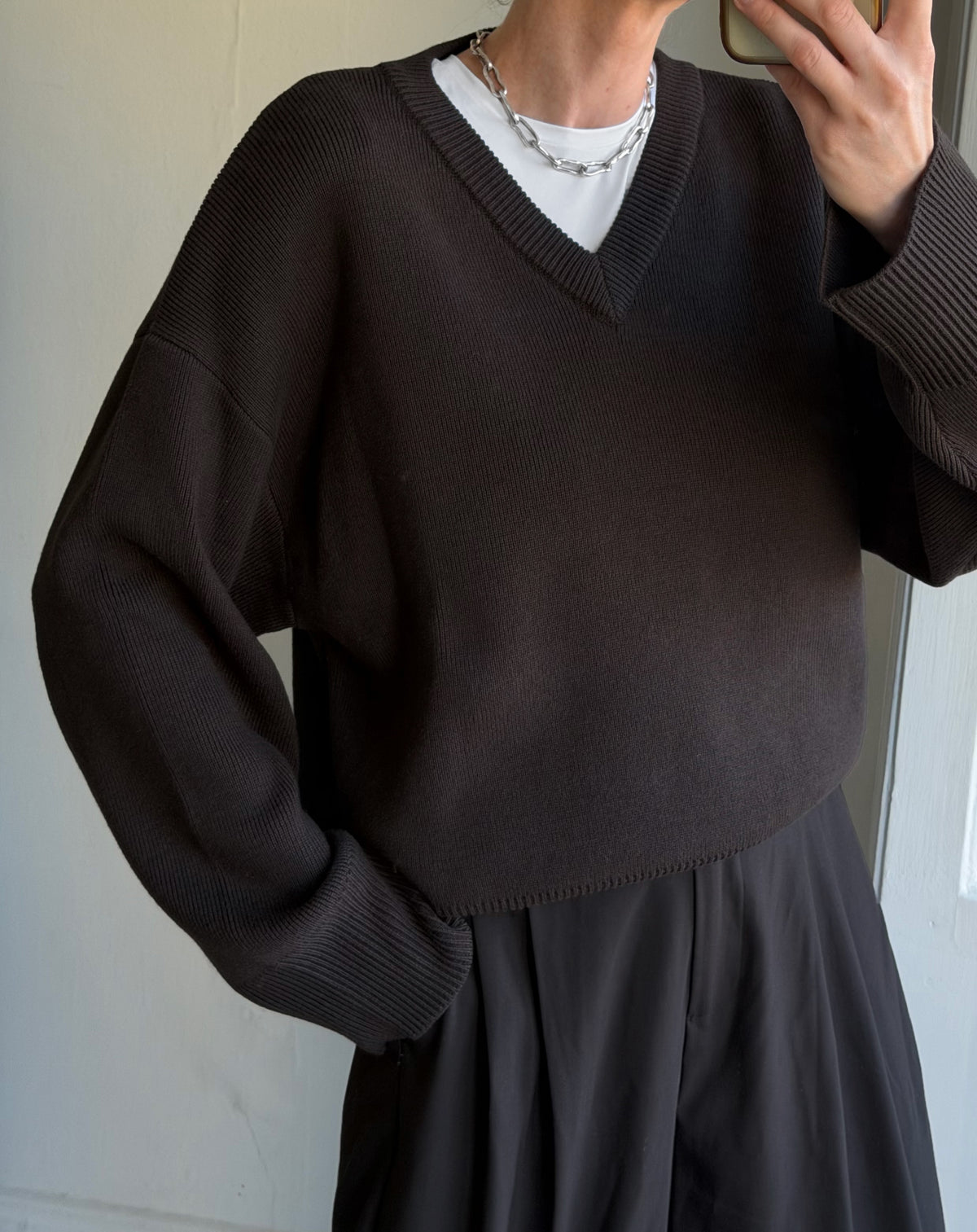 SADE V-NECK SWEATER | cocoa