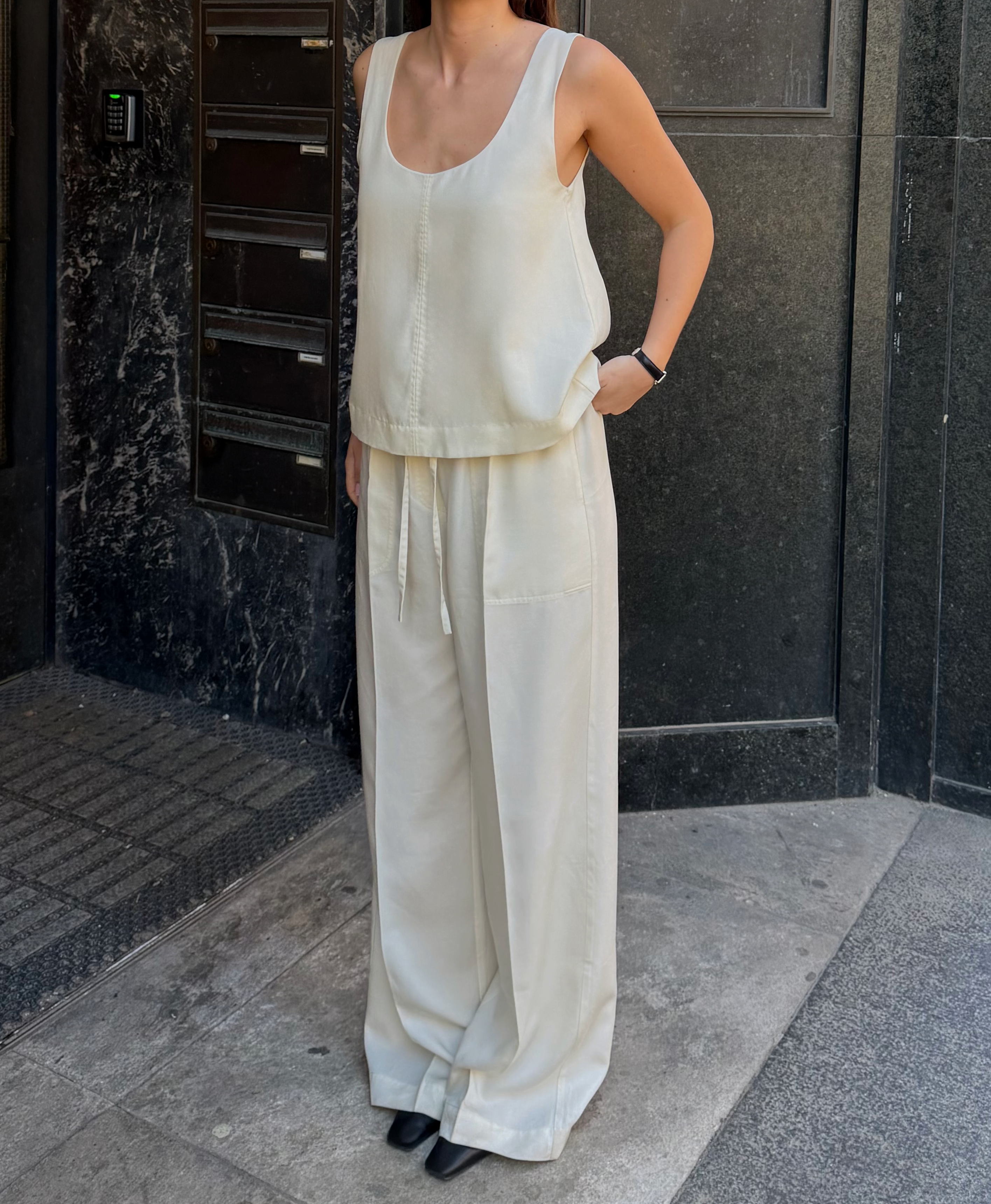 DEIA TOP | milk